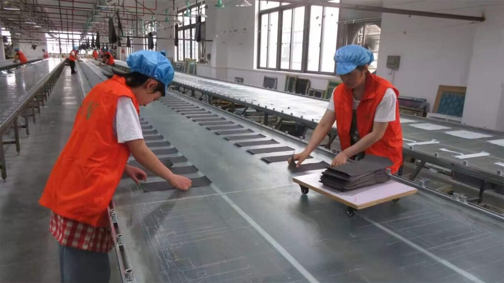 03 Real Factory Show Case Cutting B