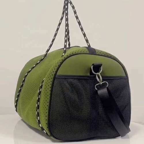 Side mesh pocket design